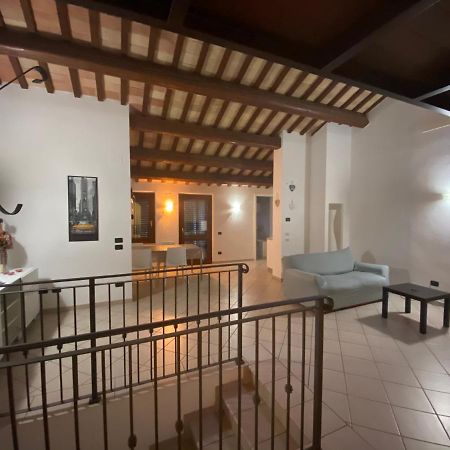 Casa Di Adele Lägenhet Chiaravalle Marche Exteriör bild